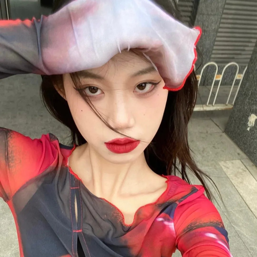 火车上的女孩2026